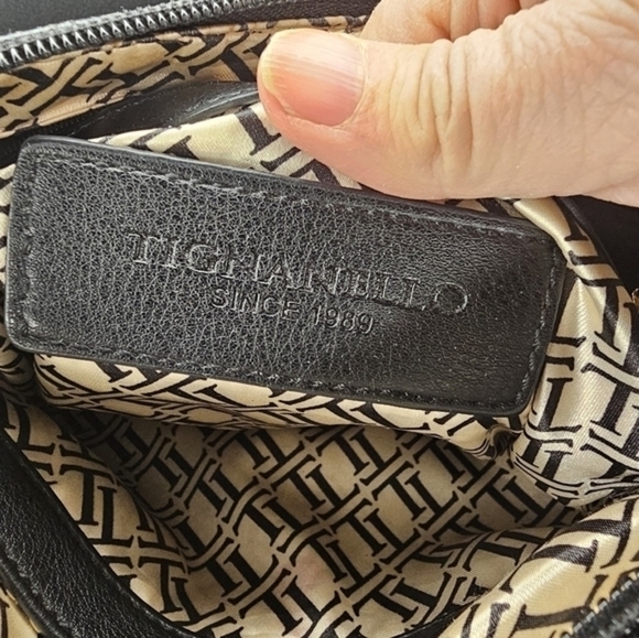 Vintage‎ small navy/ black Crossbody Bag by Tignanello - Picture 4 of 7